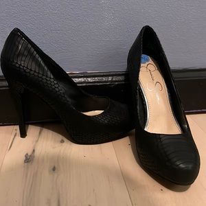 Size 7.5 Jessica Simpson heels- no longer able to wear heels following a surgery